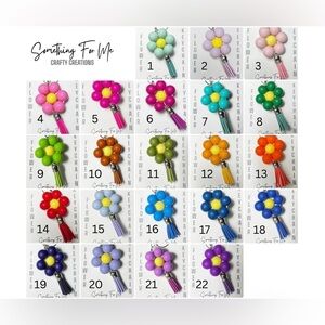 🌟3/$20🌟Handmade Flower Keychain